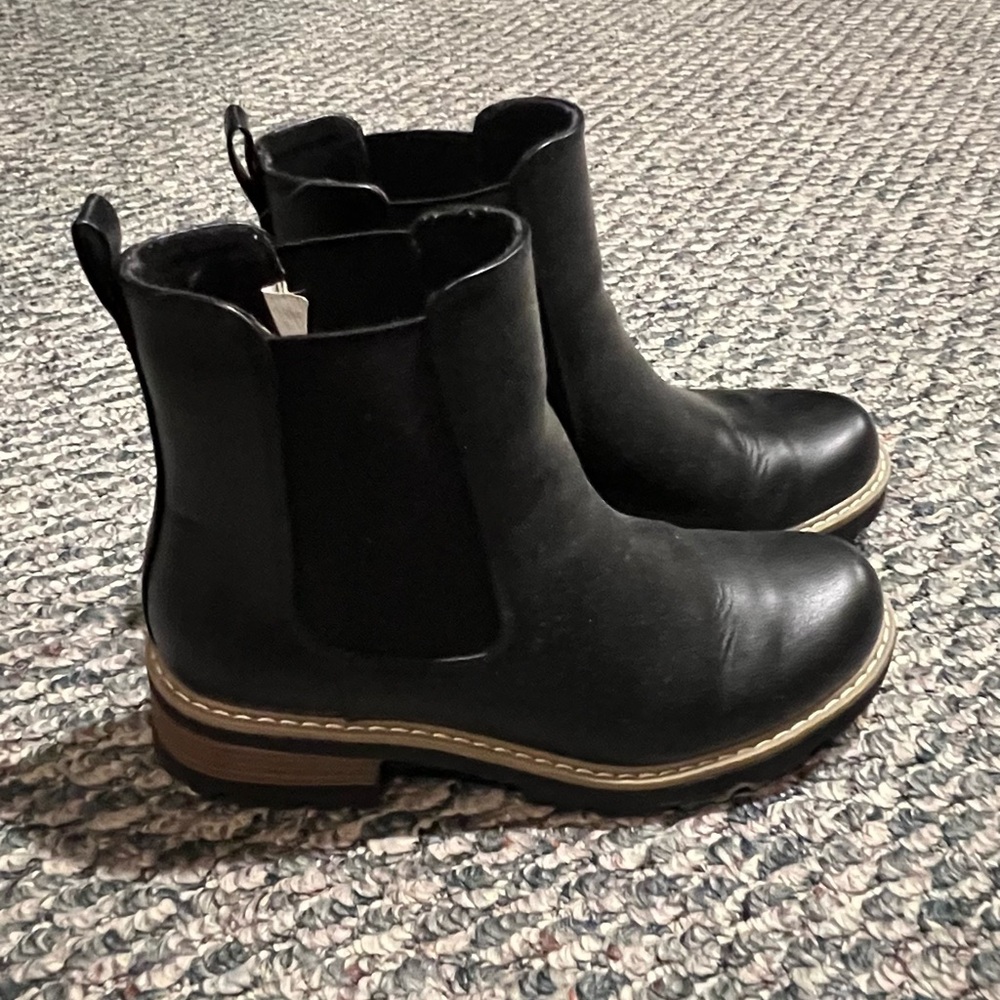 Black Boots, Size 8